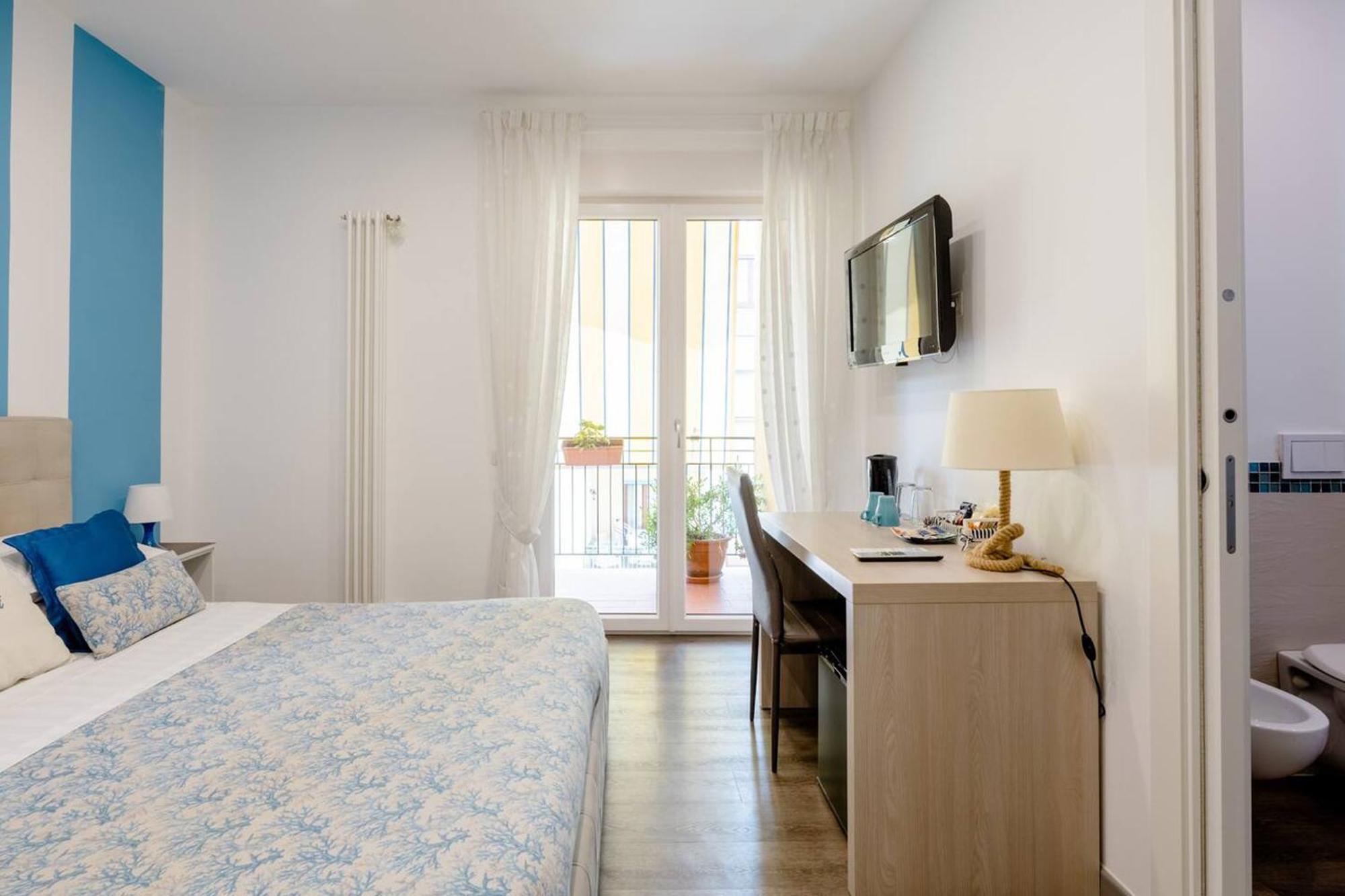 B&B Il Saraceno Sorrento Bagian luar foto