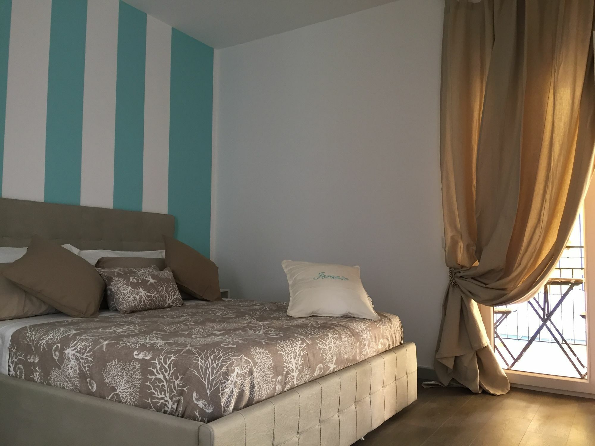 B&B Il Saraceno Sorrento Bagian luar foto
